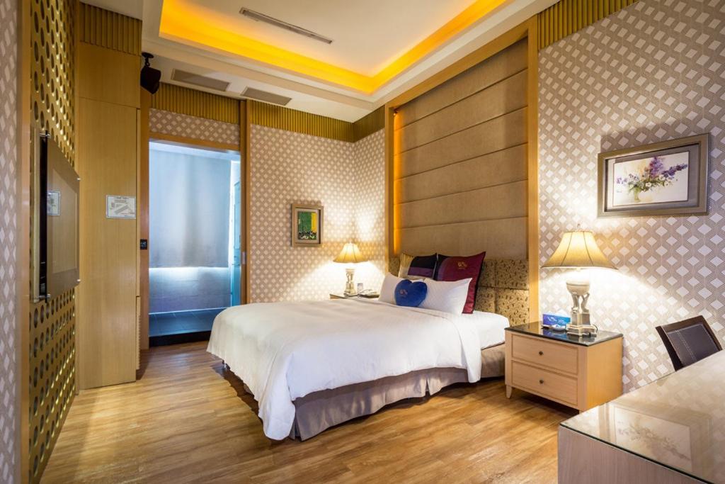 Blue Coast Spa Motel Keelung Esterno foto